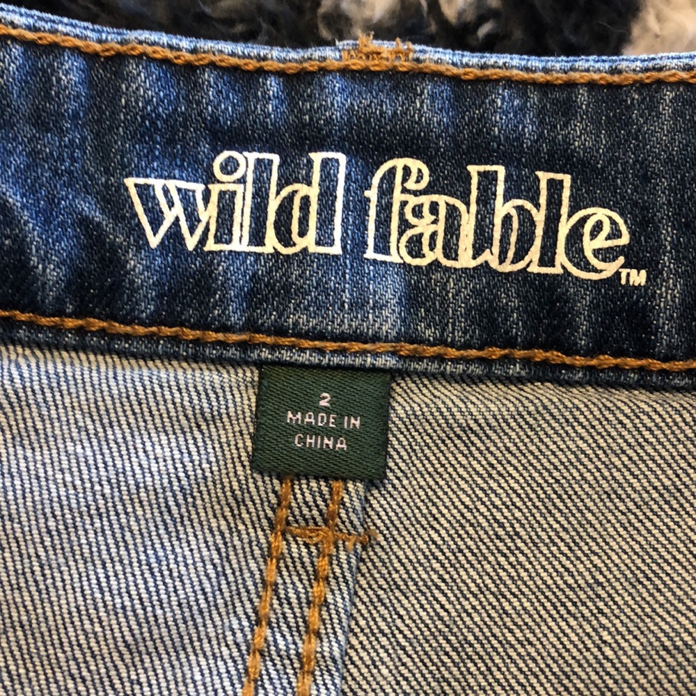 High Rise Mom Jeans - Picture 4 of 5